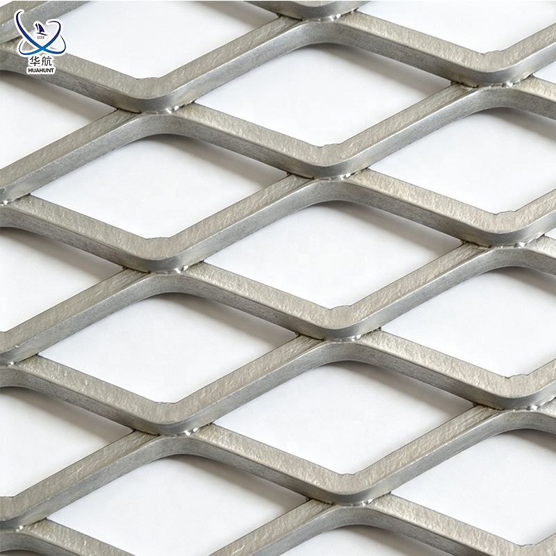Custom Durable Galvanized Expanded Metal Mesh Diamond Hole Steel Expanded Sheet Highway Anti-glare Fence Construction Safety