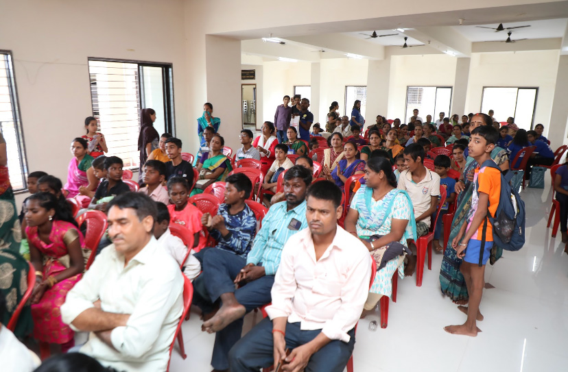 Community feeding and ration distribution by Manav Seva