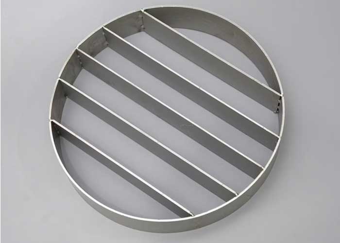 Packing Support Plates and Grids