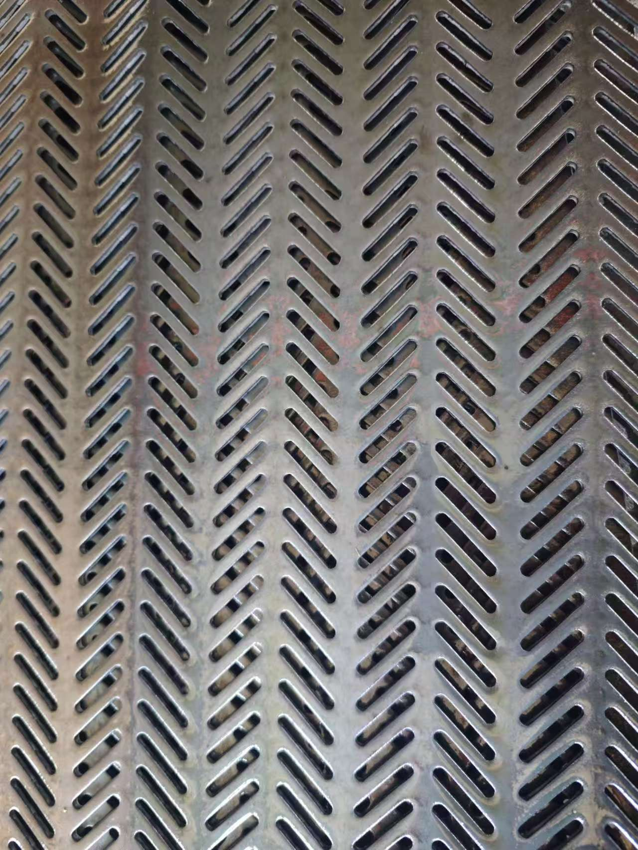 Precise Material Selection Pressed Firmly Without Any Cracking The Entire Piece Is Formed Perforated Screen Plate