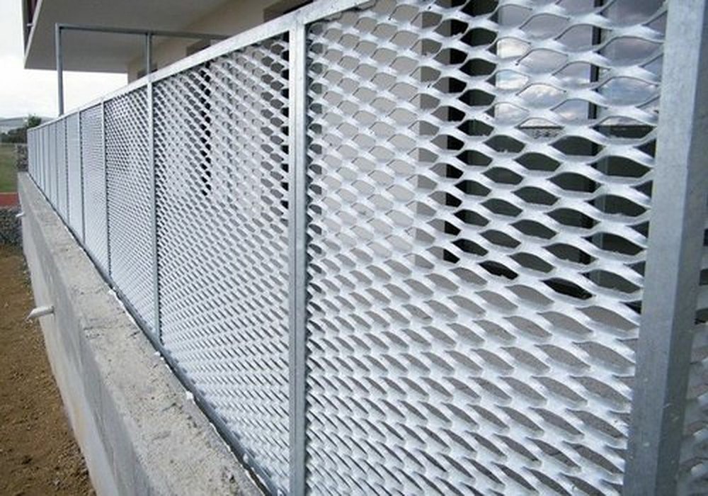 Custom Expanded Perforated Metal Mesh-Carbon Steel/Stainless Steel/Aluminum for Filter &amp; Fencing | OEM Accepted
